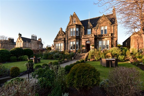 Dunstane House