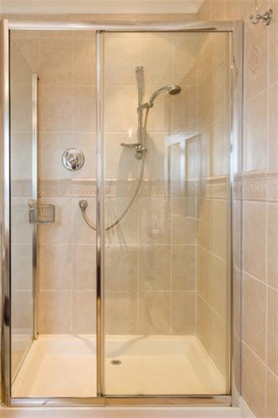 Shower cubicle
