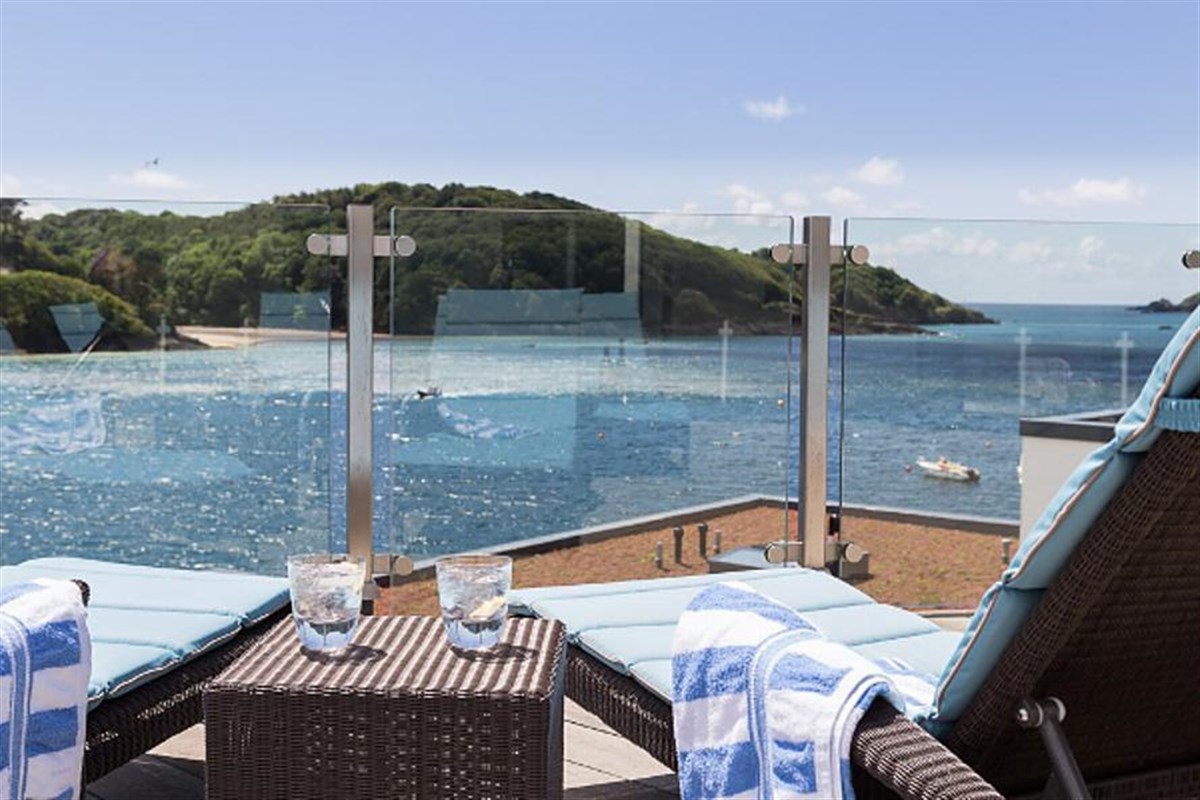 Sun loungers