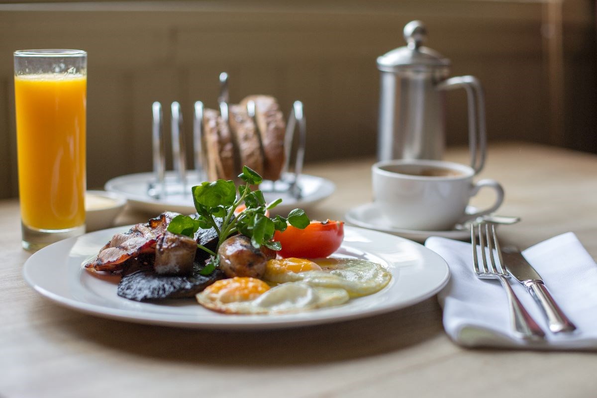 Breakfast at The Crown