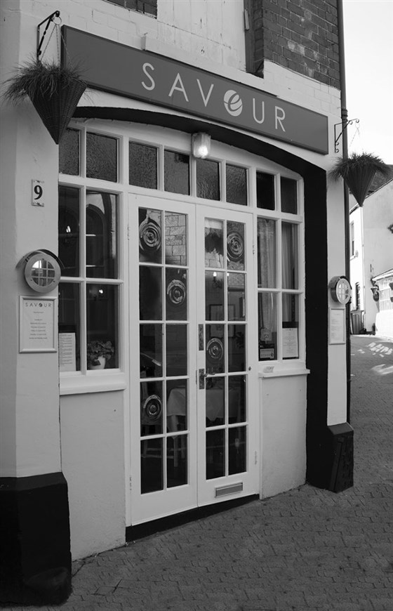 Saveur Restaurant