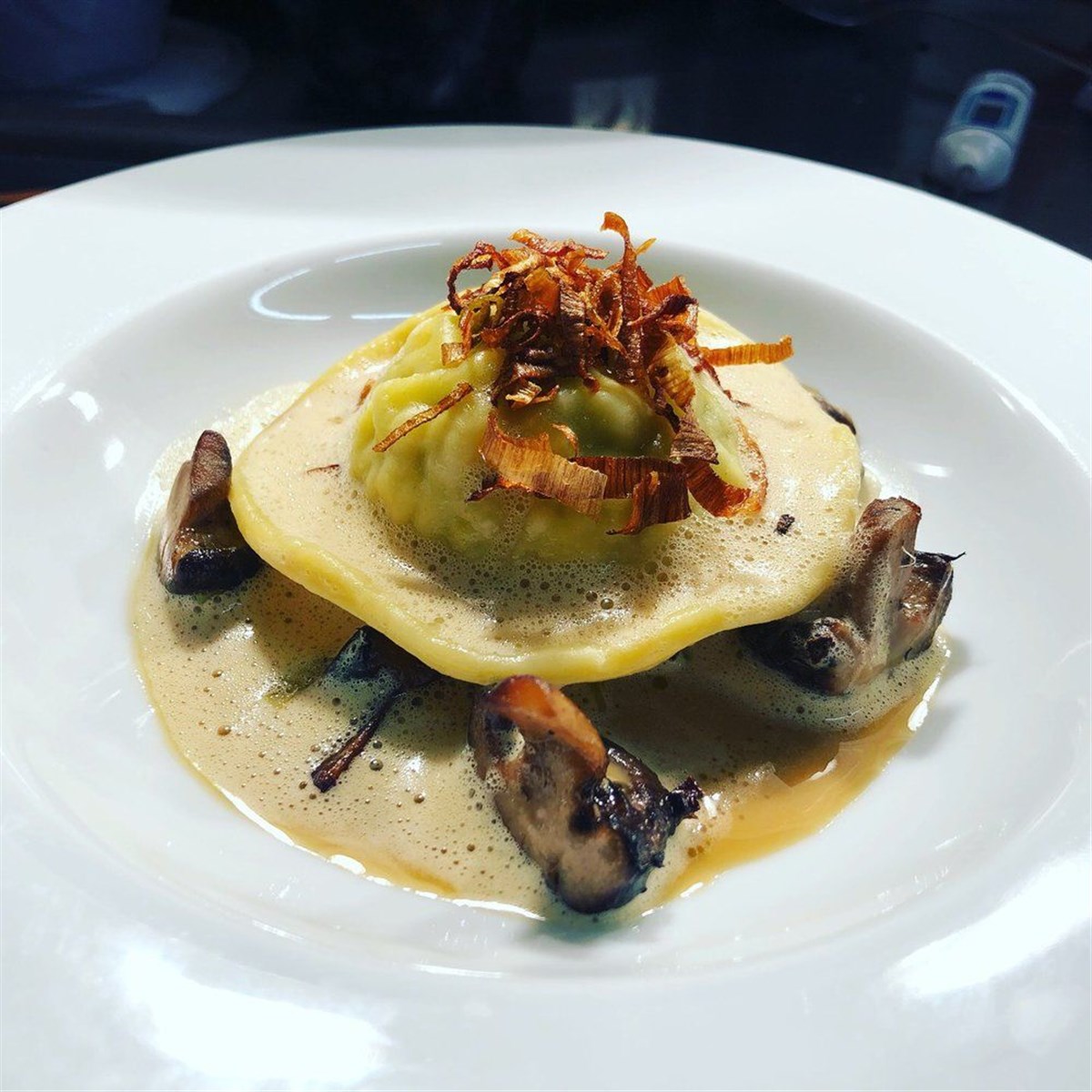 Saveur Restaurant