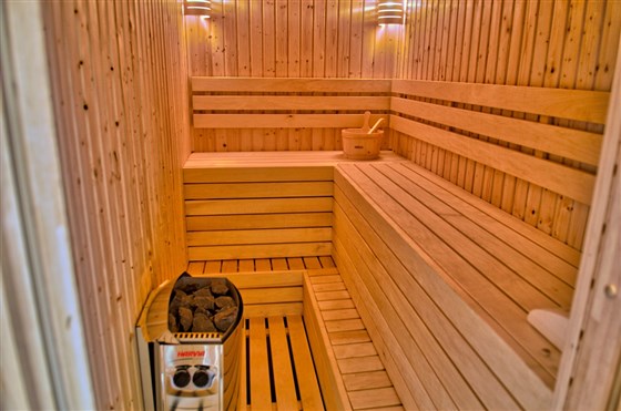 Stretton Lake Lodges
