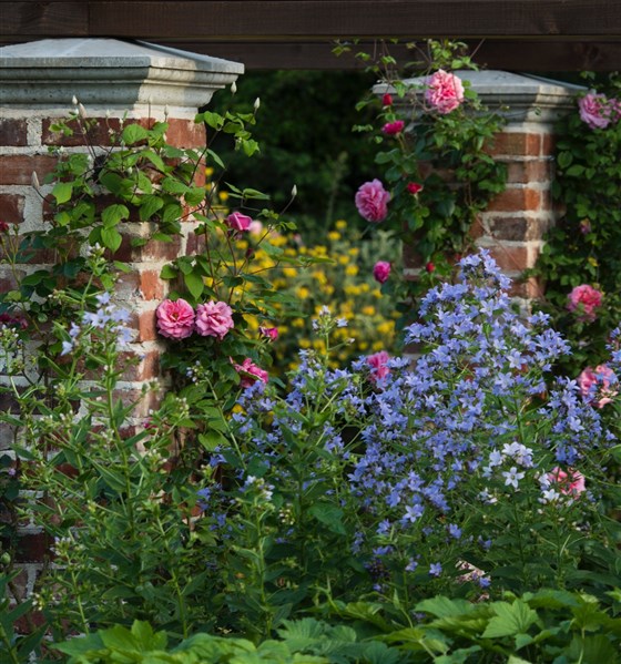 West Lawn Flower Border