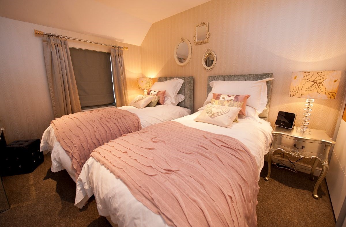 Adelphi Cottage - Bedroom 1