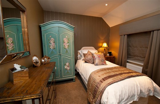 Adelphi Cottage - Bedroom 2