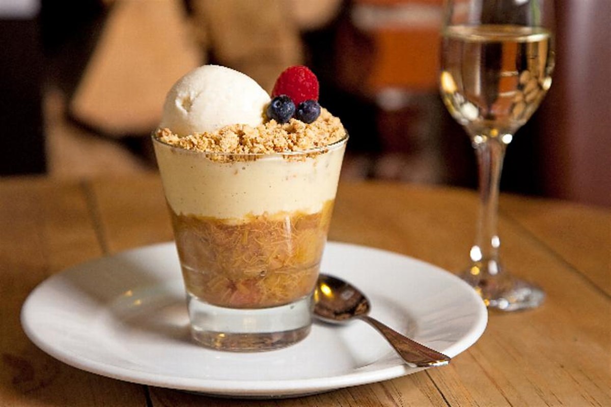 Rhubarb Crumble