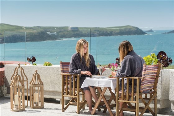 Al Fresco Dining 