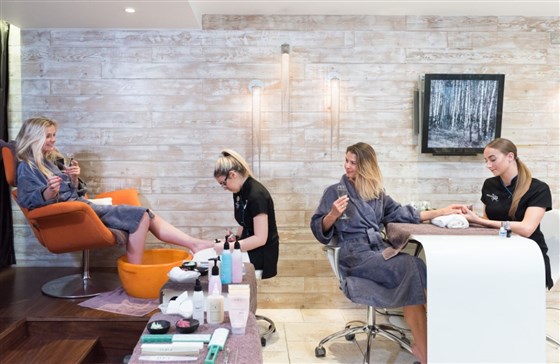 Pampering 