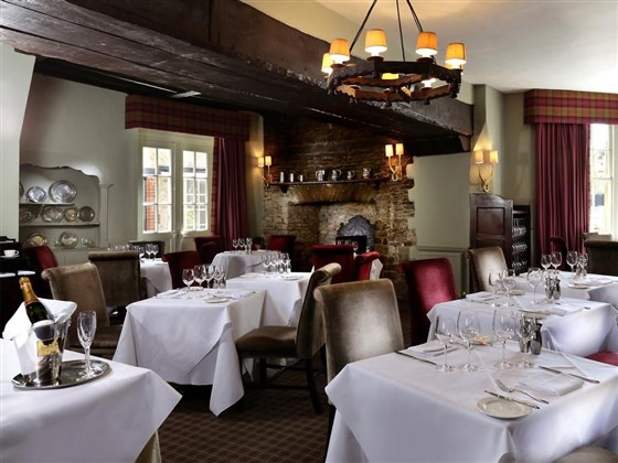 Macdonald Bear Hotel