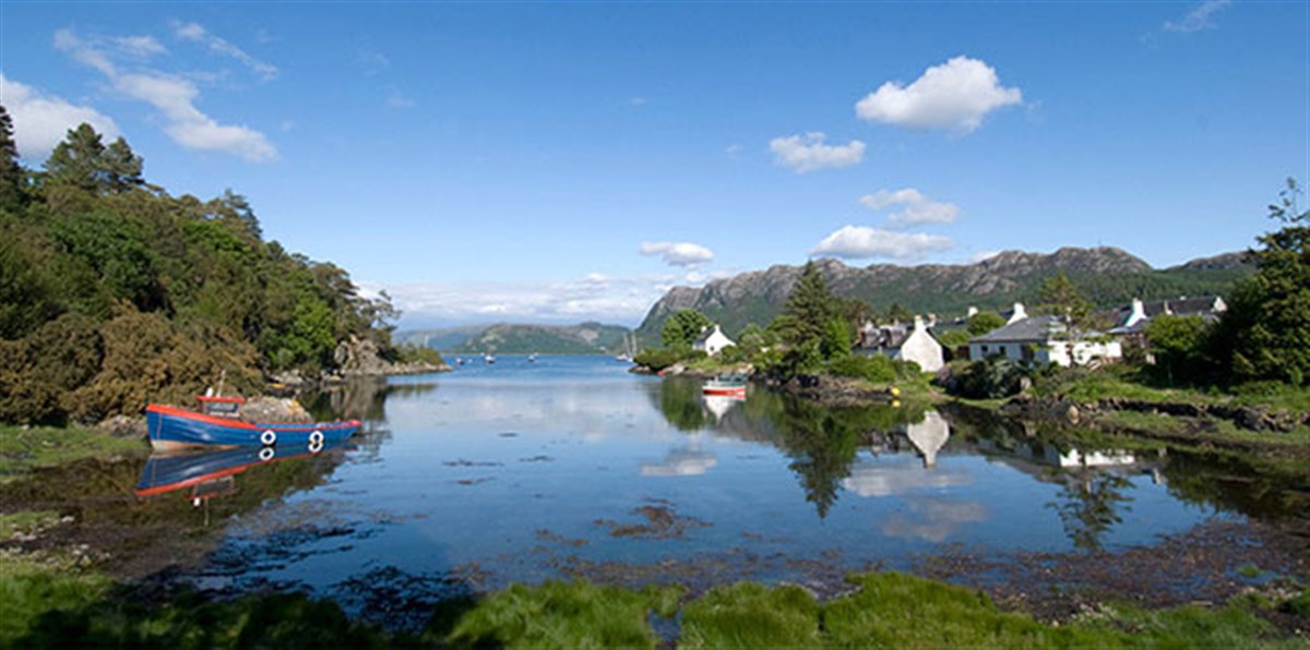 The village of Plockton <span style='font-size:8px;'> ® Brian Chapple / The National Trust for Scotland </span>