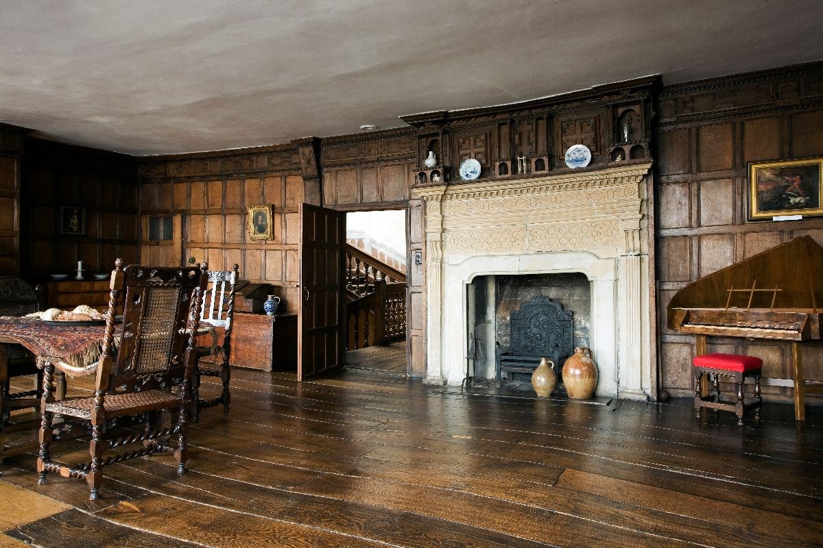 Panelled Chamber