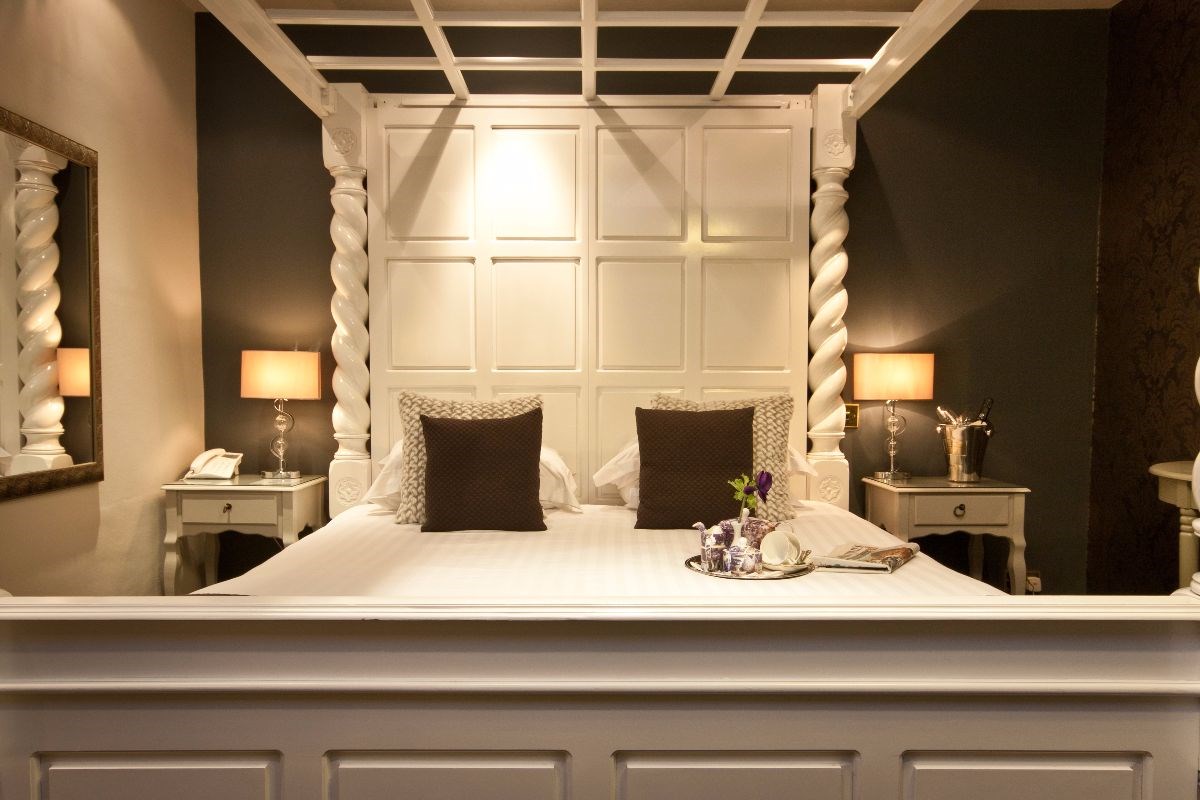The Walnut 4-Poster Bed | Broadoaks Country House Lake District Wedding Venue