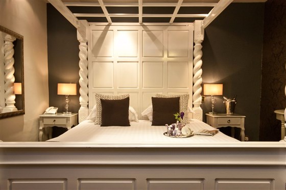 The Walnut 4-Poster Bed | Broadoaks Country House Lake District Wedding Venue