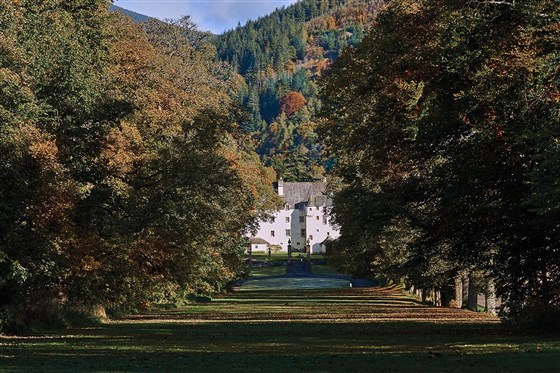 Traquair House from Avenue