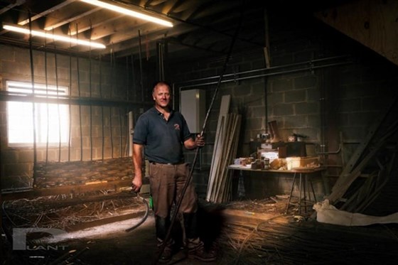 Willow Hurdle making (photo by Simon Plant)
