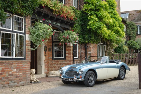 Weddings at Montagu Arms Hotel | Beaulieu | New Forest Wedding | Hampshire Wedding