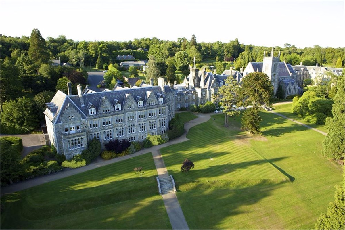 Ashdown Park Hotel 