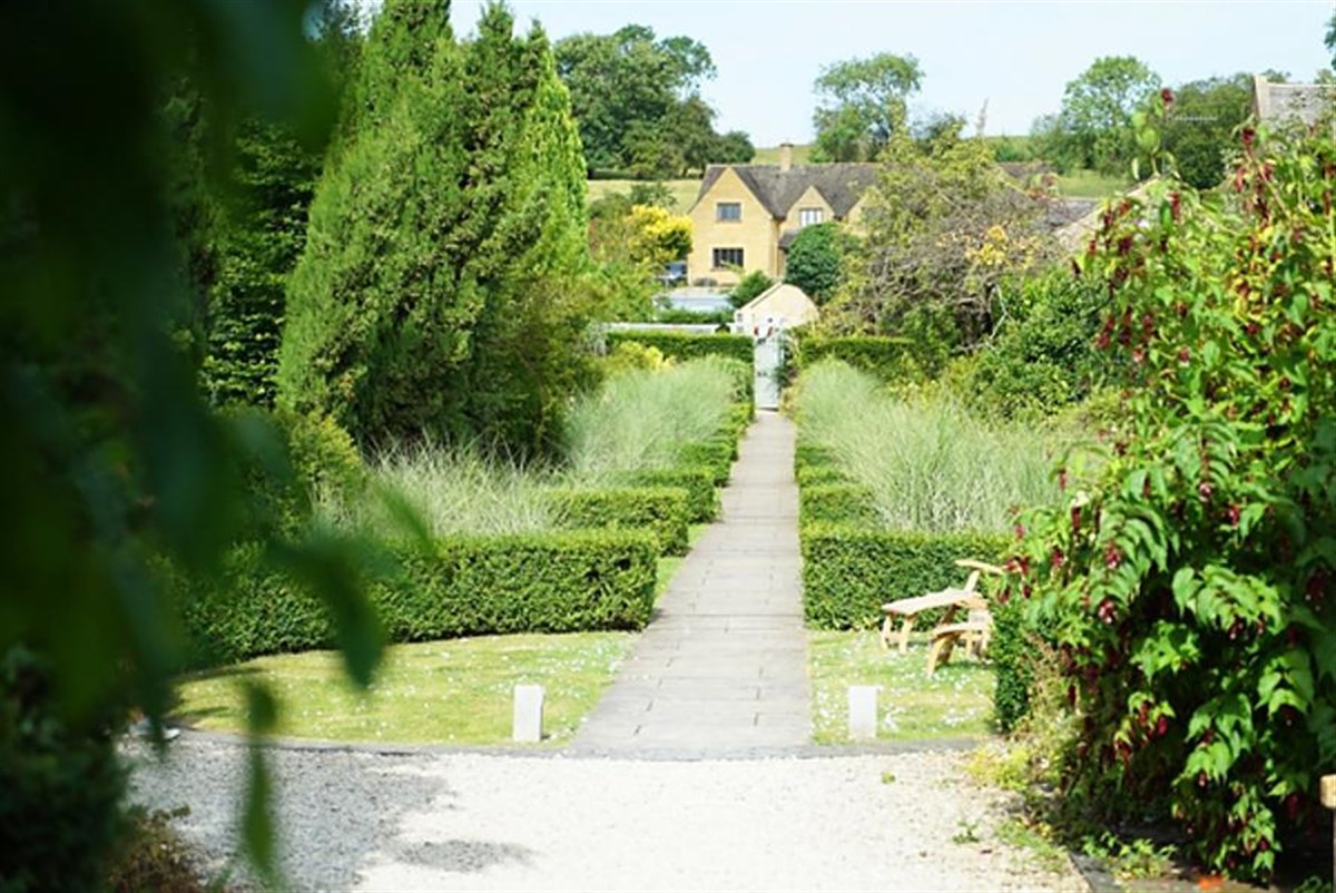 Gardens, wedding venue