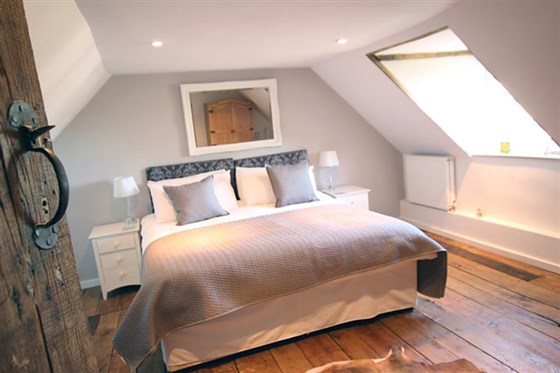 Chestnut Room: for spa stays 