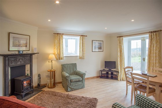 Ash / Hawthorn, each cottage sleeps x 4