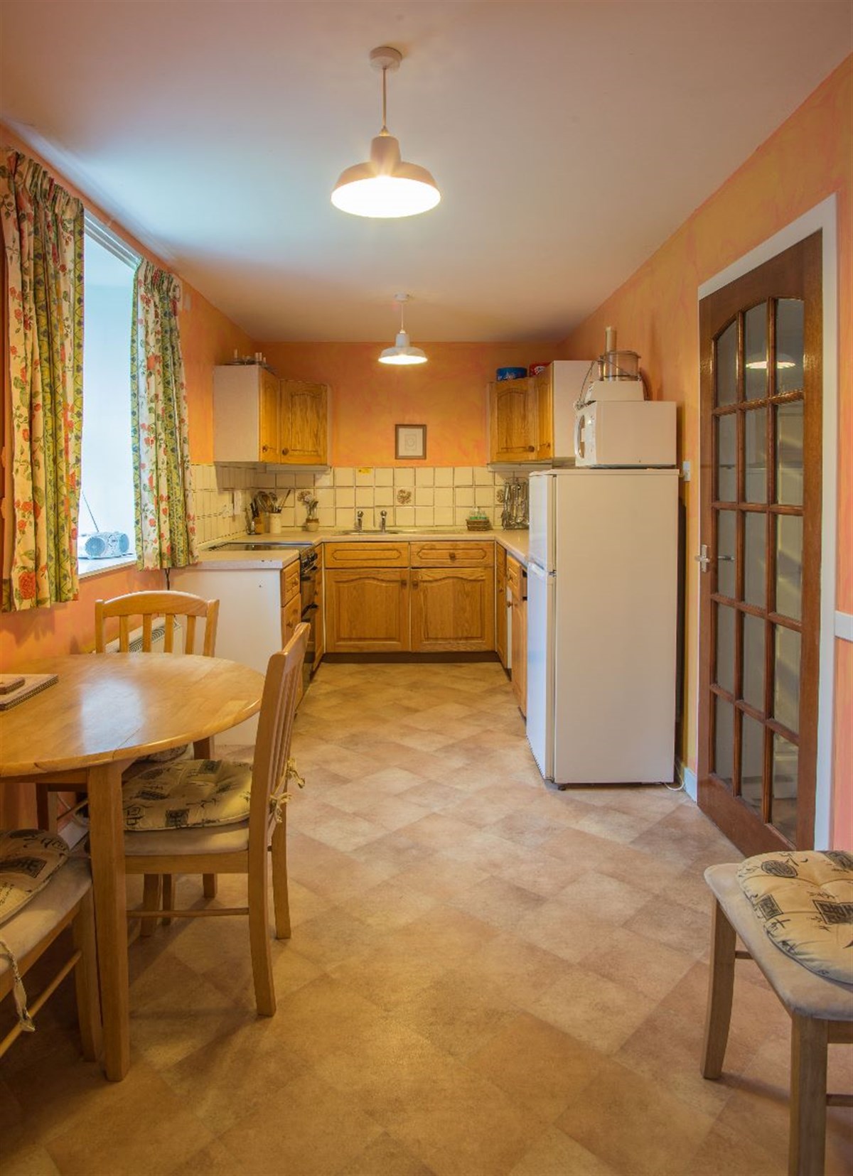 Gartur kitchen