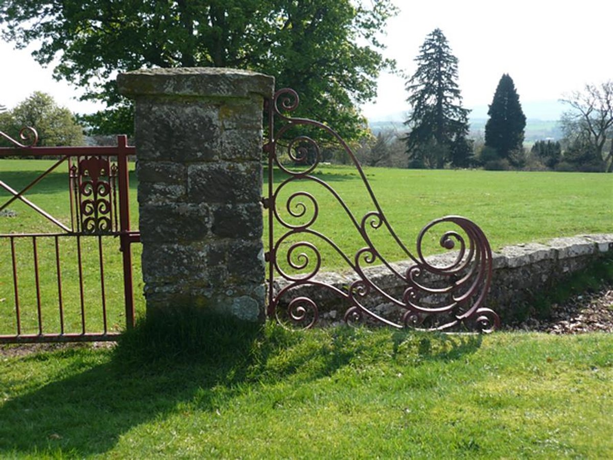 Cardross garden