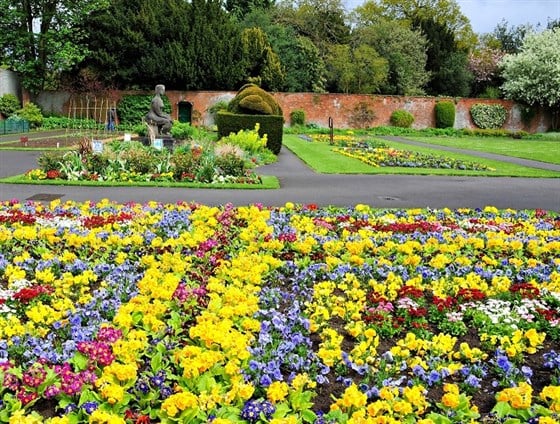 Walled Garden