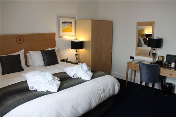 Hotel Bedroom - Belgrave Sands Hotel & Spa 