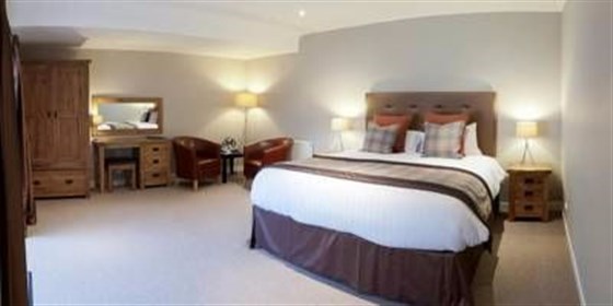 Large Double Room - Craigatin House