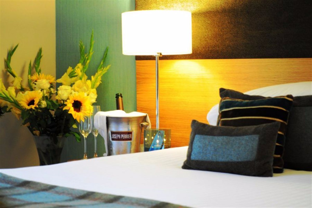 Craigmhor Lodge & Courtyard
