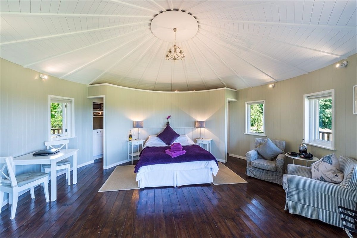 Eco-lodge tree house - internal