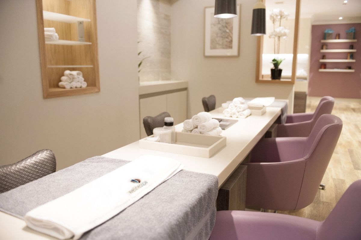 Nail Salon