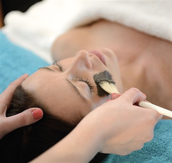 Facial 2