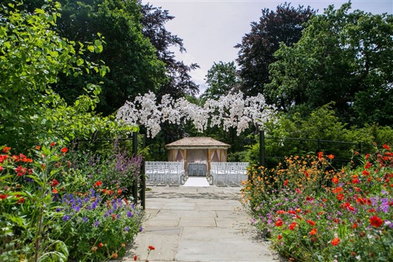 The Russell Suite Outdoor Ceremony