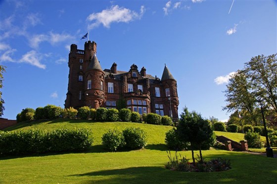 Sherbrooke Castle Hotel Exterior