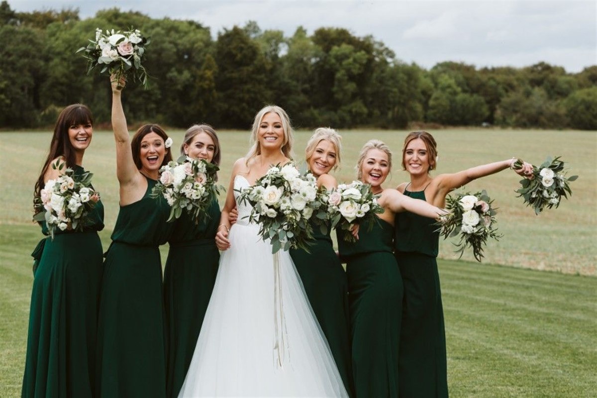 Extensive lawns are perfect for photo opportunities