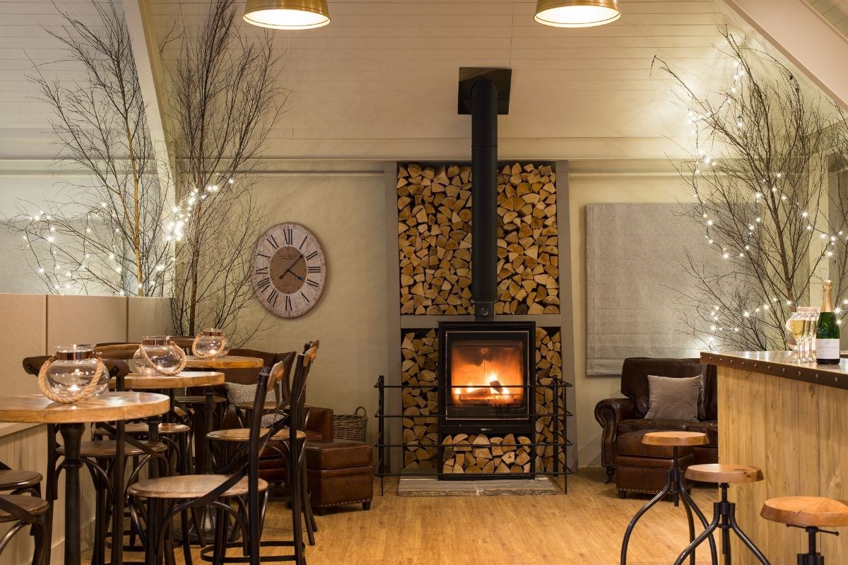 The cosy Tanners Bar