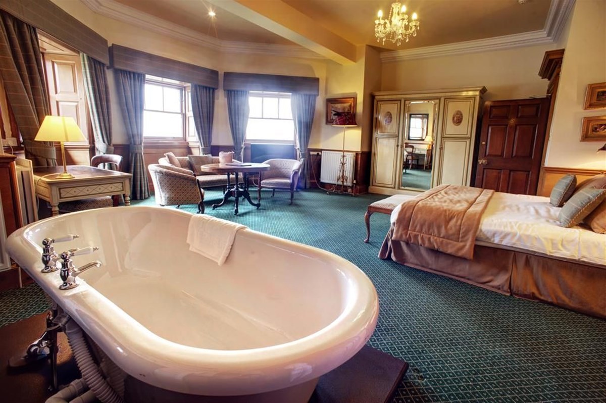 Ednam House 