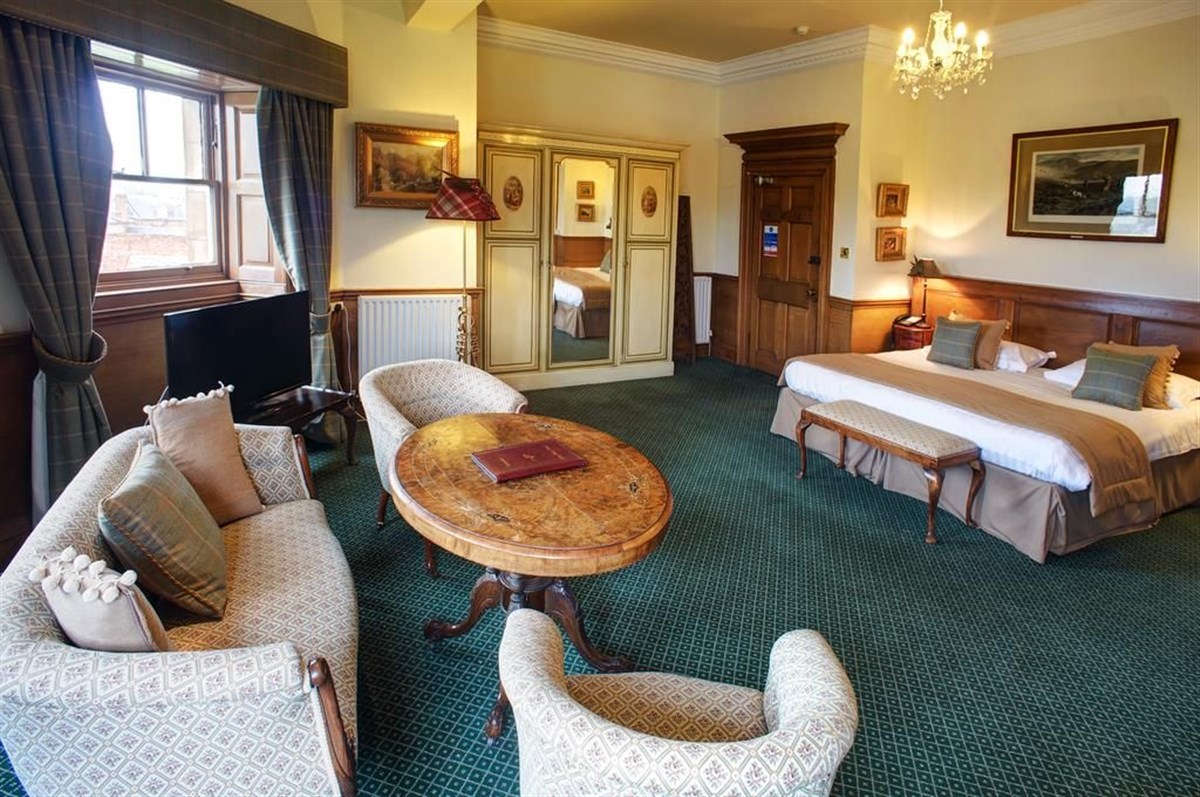Ednam House 