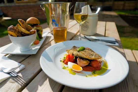A table alfresco 4-3