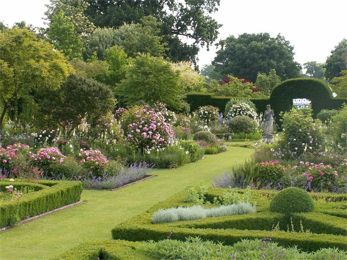 Helmingham Hall