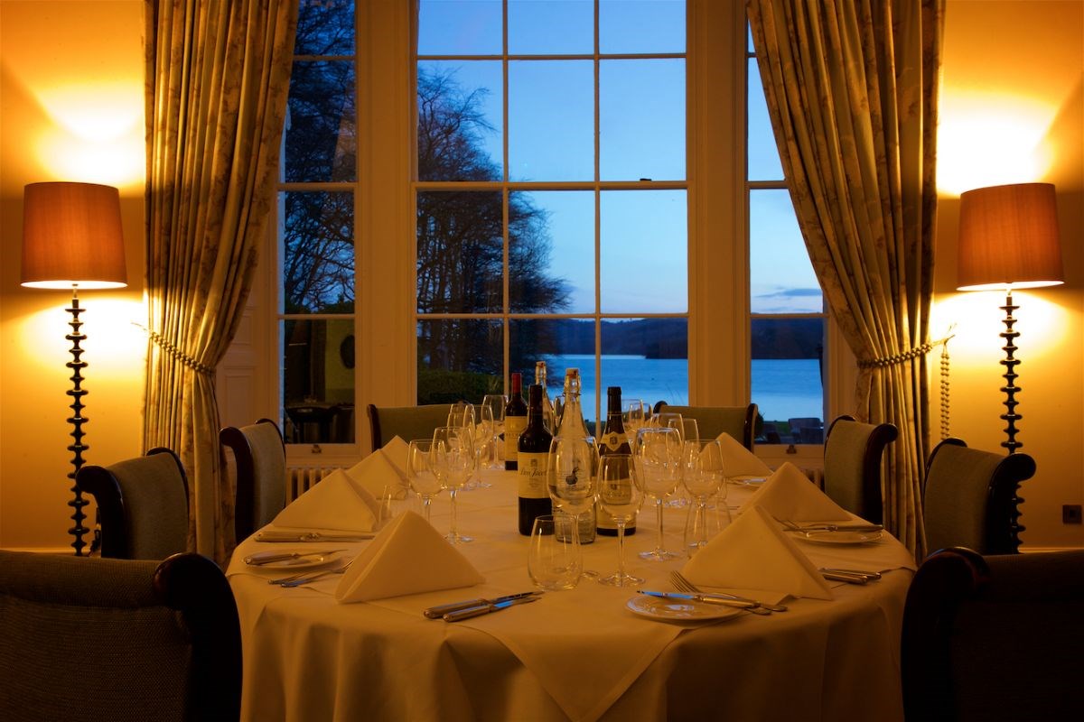 Lake Edge Restaurant at Storrs Hall Hotel