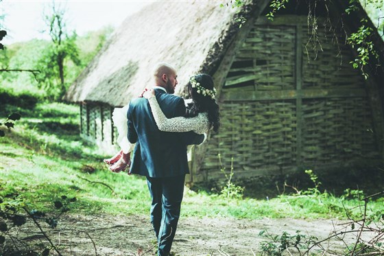 Rustic barns. (Photo by Meghan Lorna)