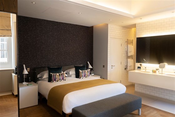 Deluxe double room 
