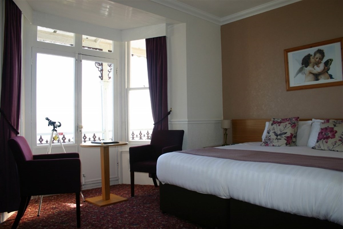 Balcony Bay view room