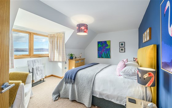 Third king bedroom or twin
