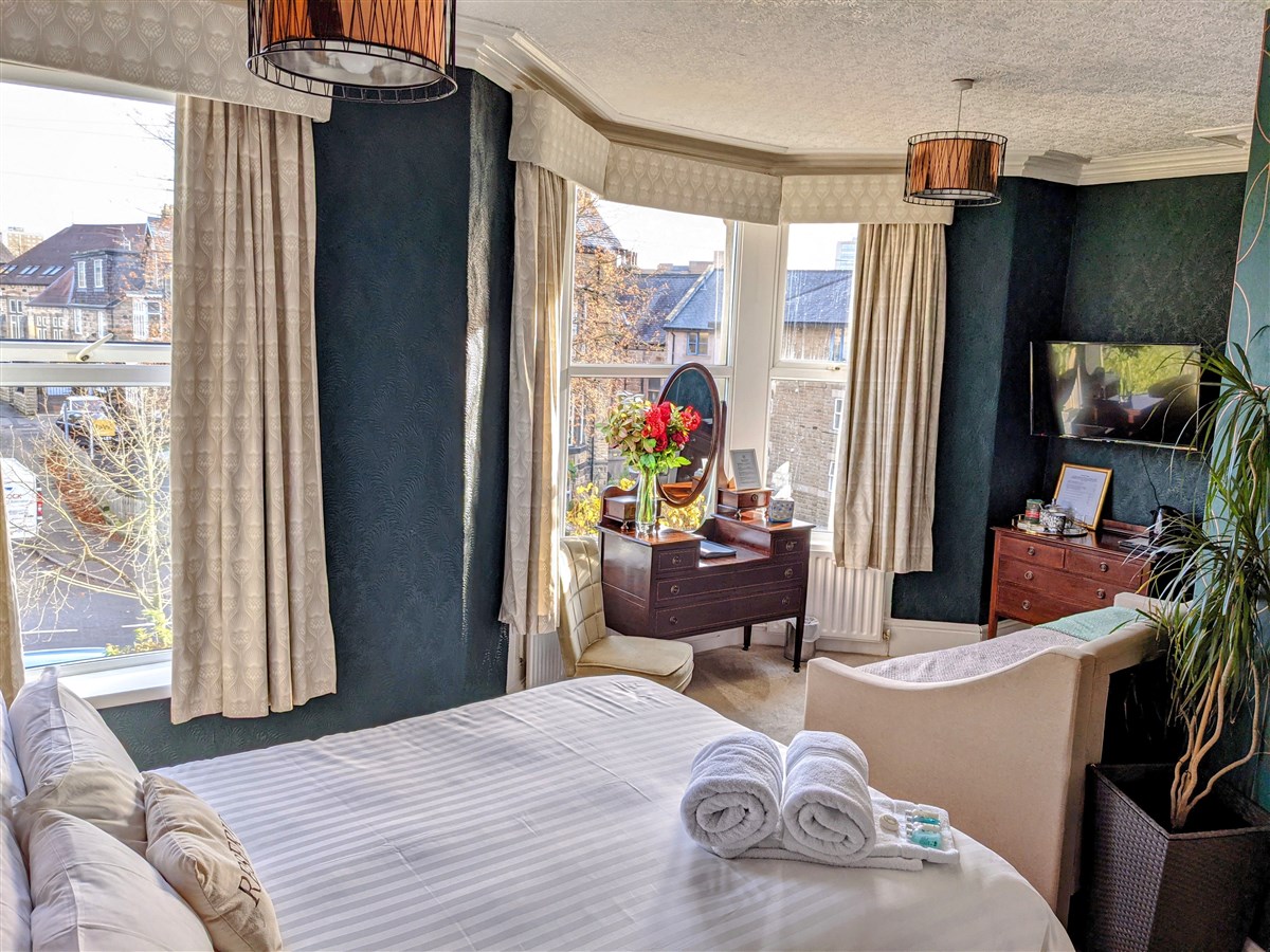Deluxe Suite