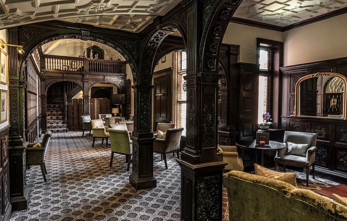 The Lounge