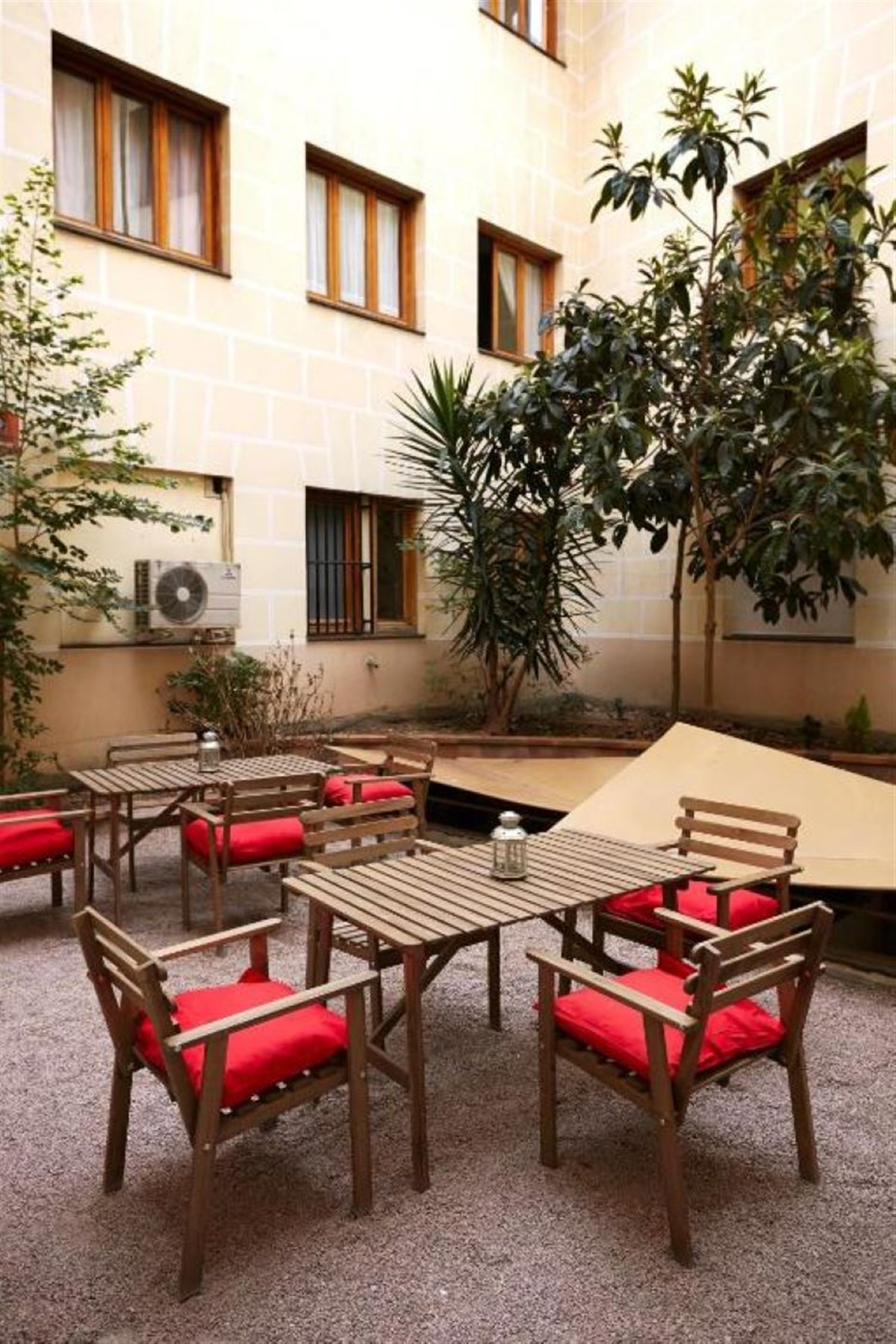 .